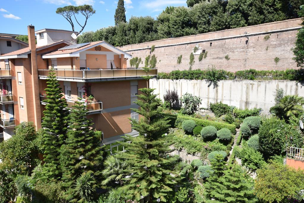 The Voice Of The Pope Apartment Roma Ngoại thất bức ảnh